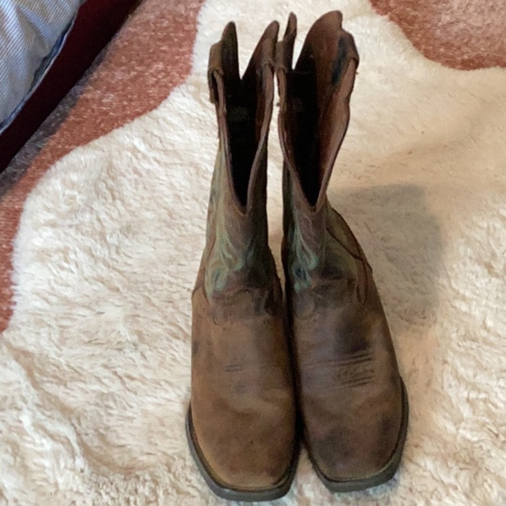 Euc Justin Apache Stampede - image 3